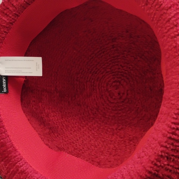 Gorgeous Isotoner & August Bucket Hats - Picture 4 of 8